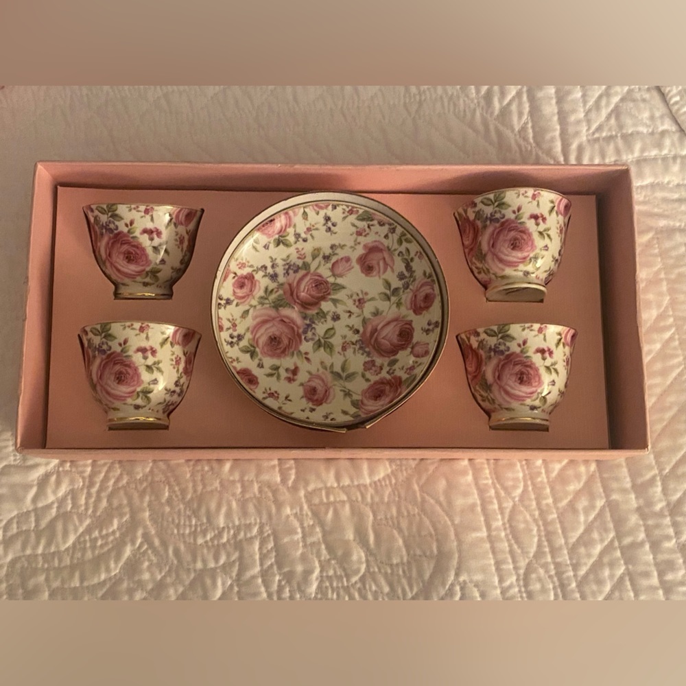 Grace Teaware Tea Set